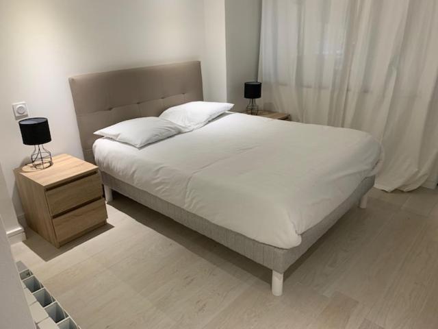 Les Volets Bleus Apartment Nisa Exterior foto