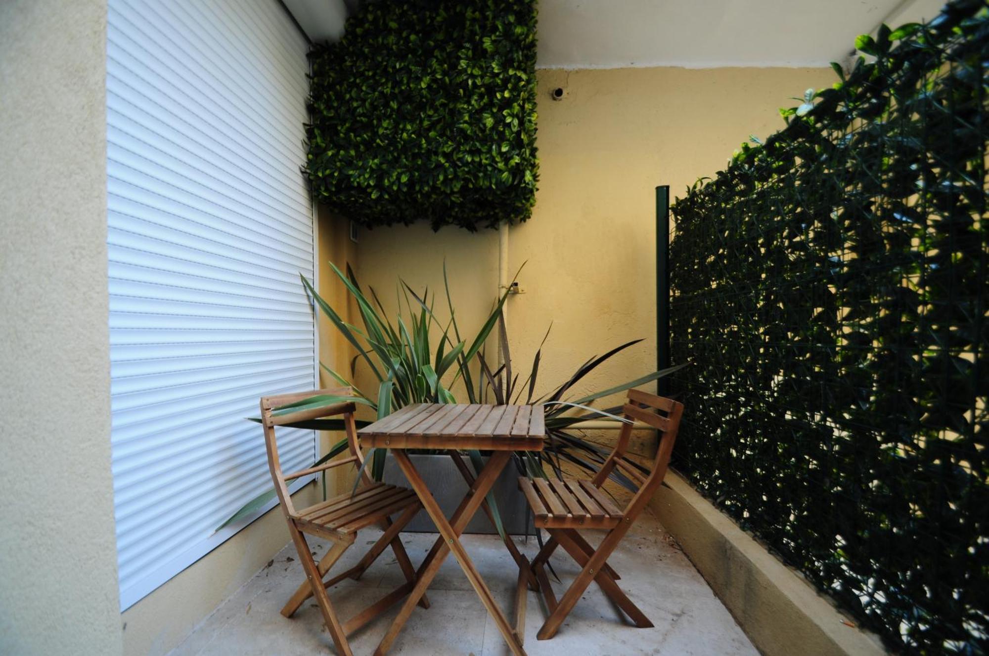 Les Volets Bleus Apartment Nisa Exterior foto
