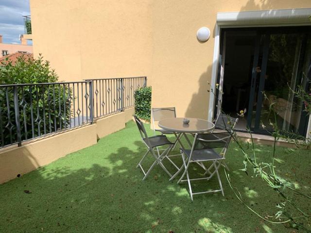Les Volets Bleus Apartment Nisa Exterior foto